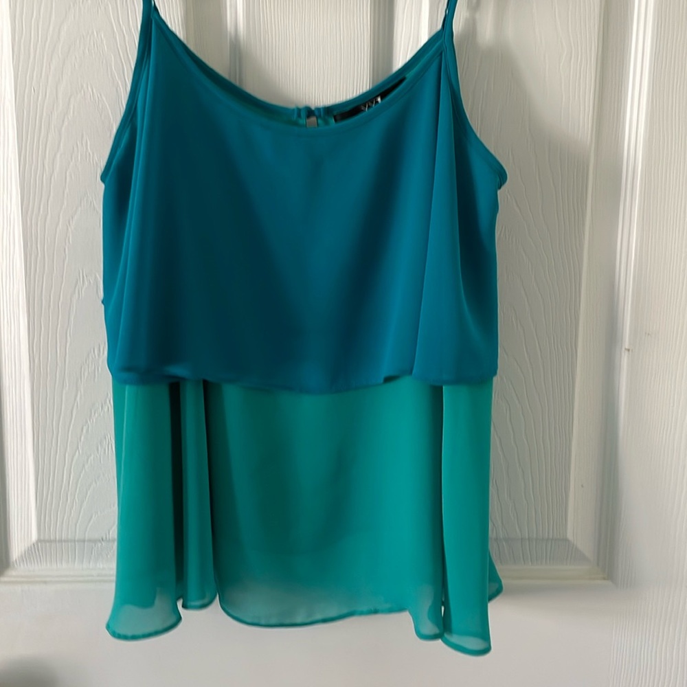 PRETTY BLOUSE
